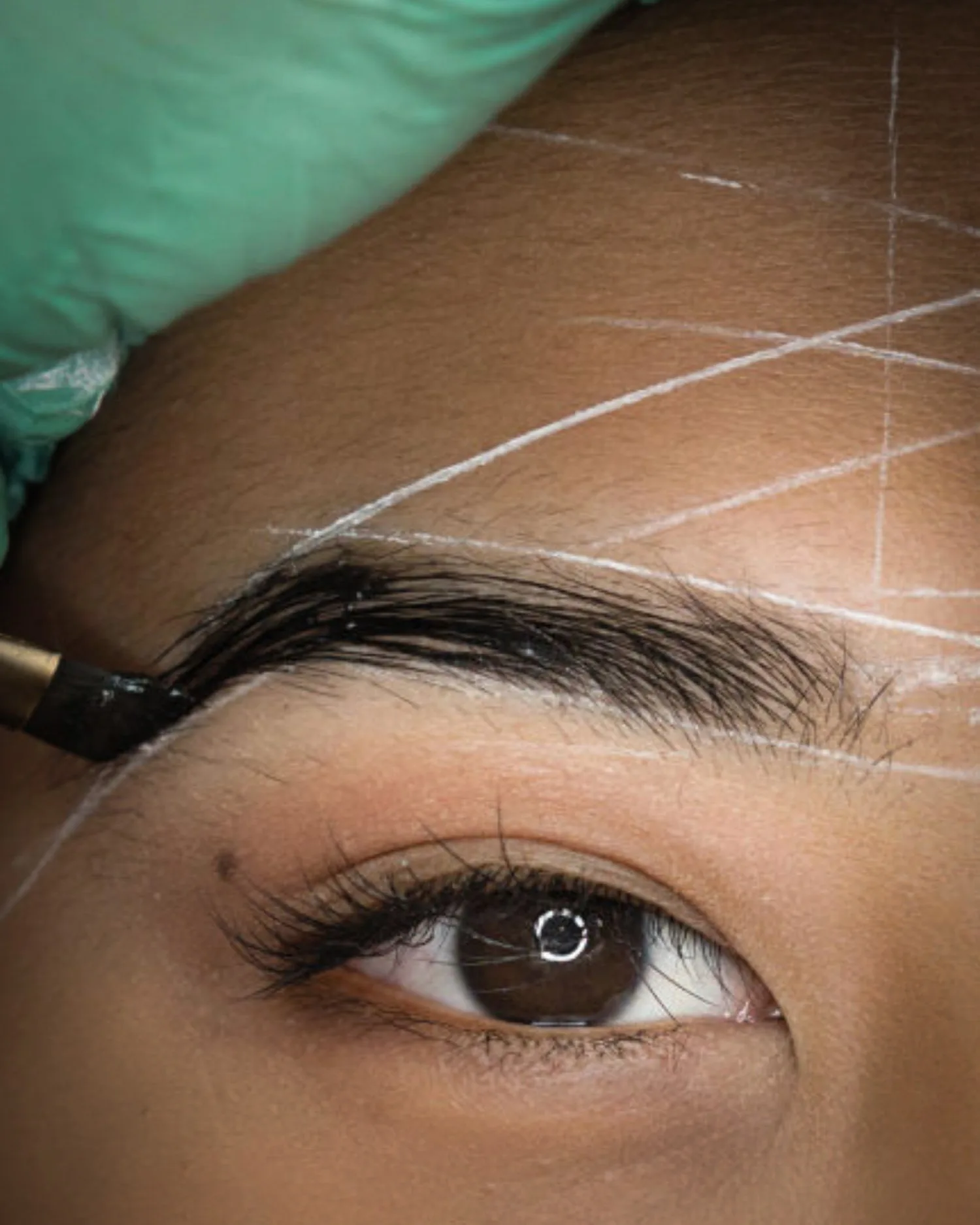 Diseño de cejas realizado en Yeli Guzmán Beauty Center